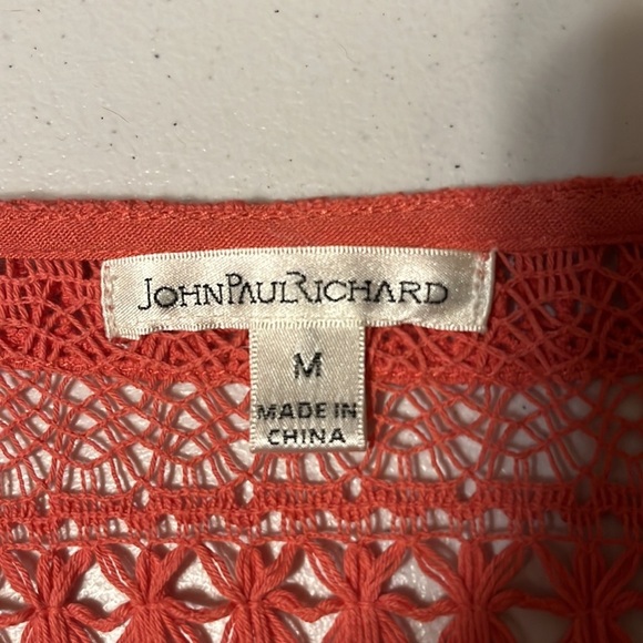 John Paul Richard coral blouse. Sz medium - Picture 6 of 9